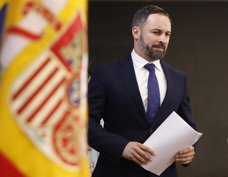 Santiago Abascal reclama la "expulsión inmediata" de los migrantes que han saltado la valla de Melilla Santiago Abascal reclama la "expulsión inmediata" de los migrantes que han saltado la valla de Melilla