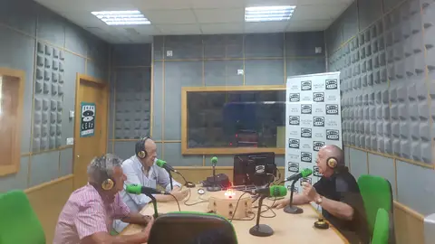 Tertulianos en Cádiz en la Onda Con Enrique Huguet, Jaime Rocha y Juan Sales
