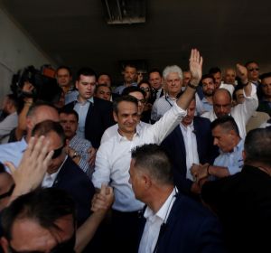 Grecia da la mayoría a la conservadora Nueva Democracia Grecia da la mayoría a la conservadora Nueva Democracia