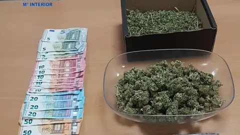 Algunas de las sustancias intervenidas en la operación policial. Algunas de las sustancias intervenidas en la operación policial.
