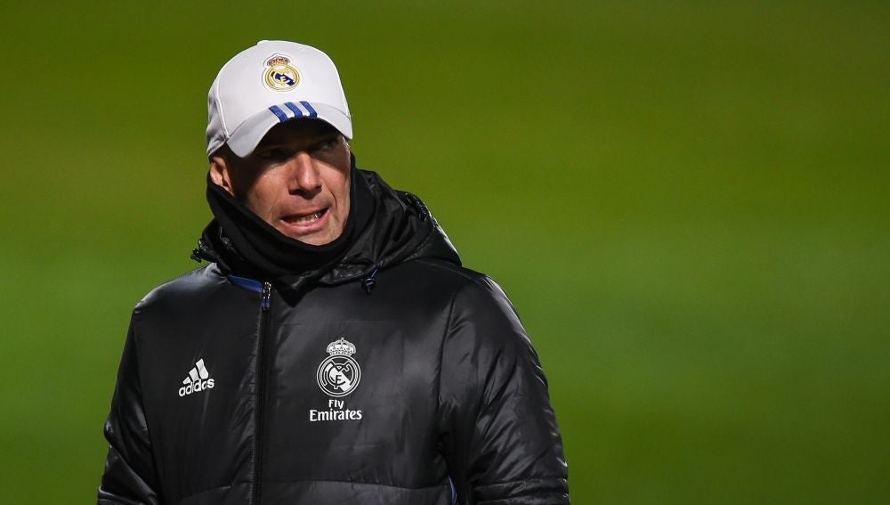 Zidane, durante un entrenamiento del Real Madrid