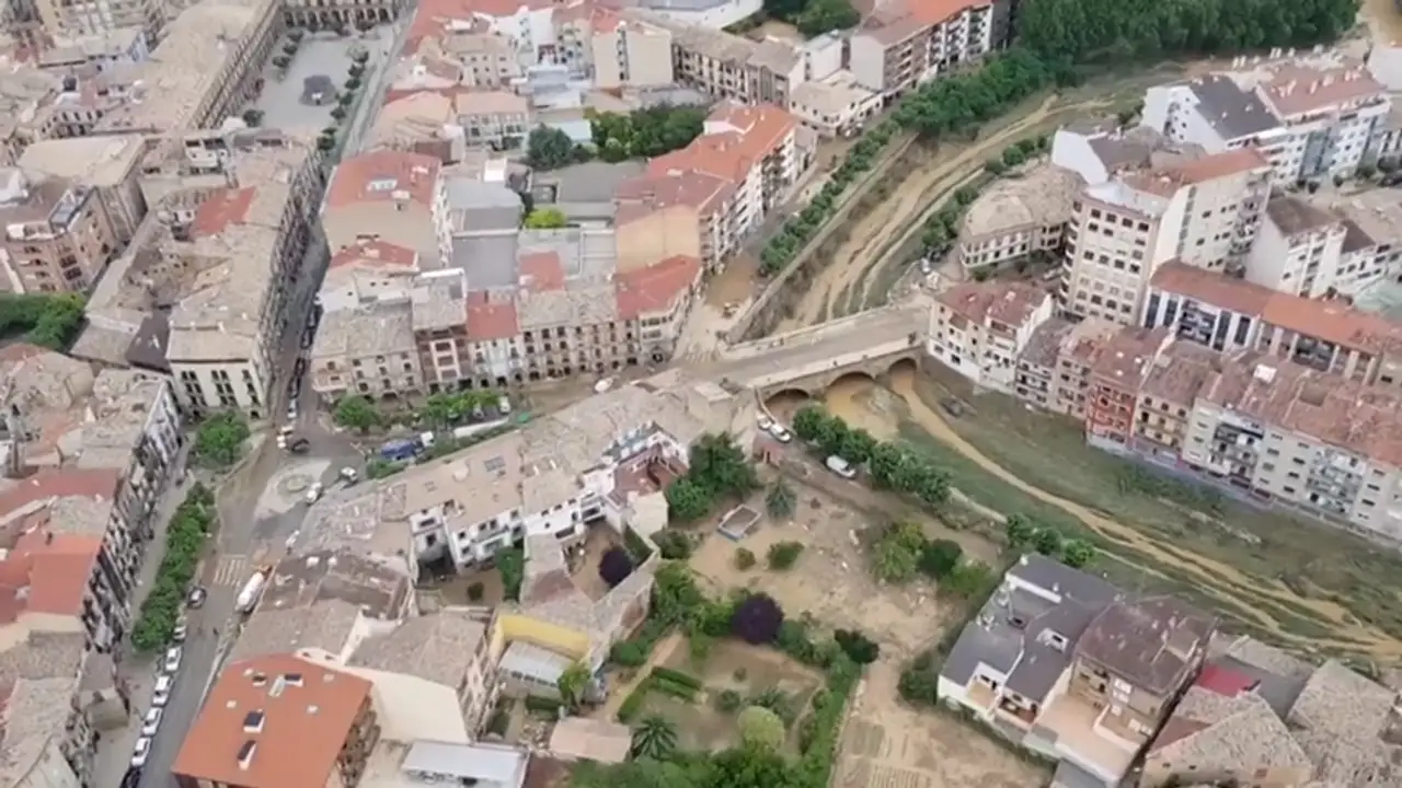 Imágenes aéreas de Tafalla (Navarra) tras las inundaciones Imágenes aéreas de Tafalla (Navarra) tras las inundaciones
