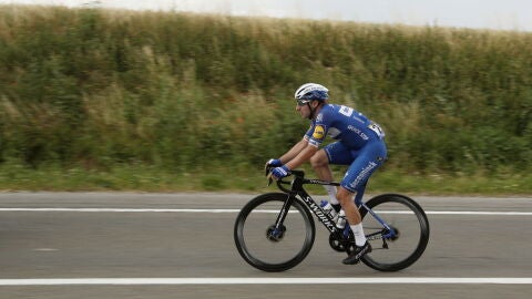 Elia Viviani, durante una etapa del Tour de Francia