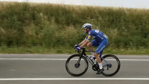 Elia Viviani, durante una etapa del Tour de Francia Elia Viviani, durante una etapa del Tour de Francia