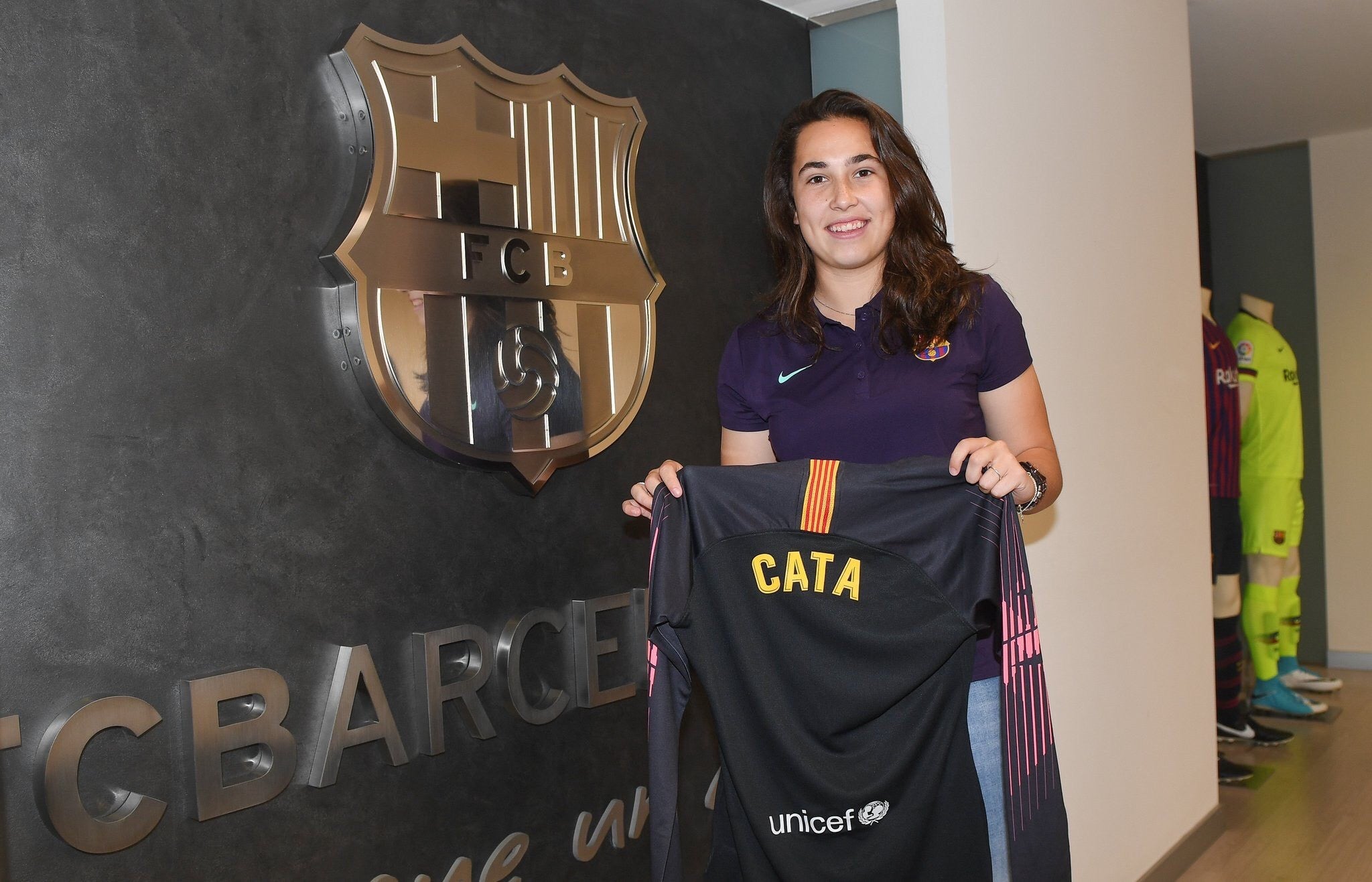 Cata Coll ficha por el Barça hasta 2023 Cata Coll ficha por el Barça hasta 2023