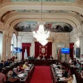 Salón de Plenos del Ayuntamiento de Málaga Salón de Plenos del Ayuntamiento de Málaga