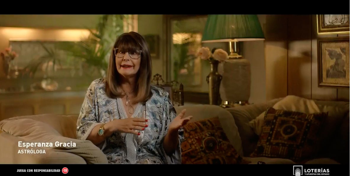 La Lotería de Navidad utiliza el humor para vender décimos en verano La Lotería de Navidad utiliza el humor para vender décimos en verano