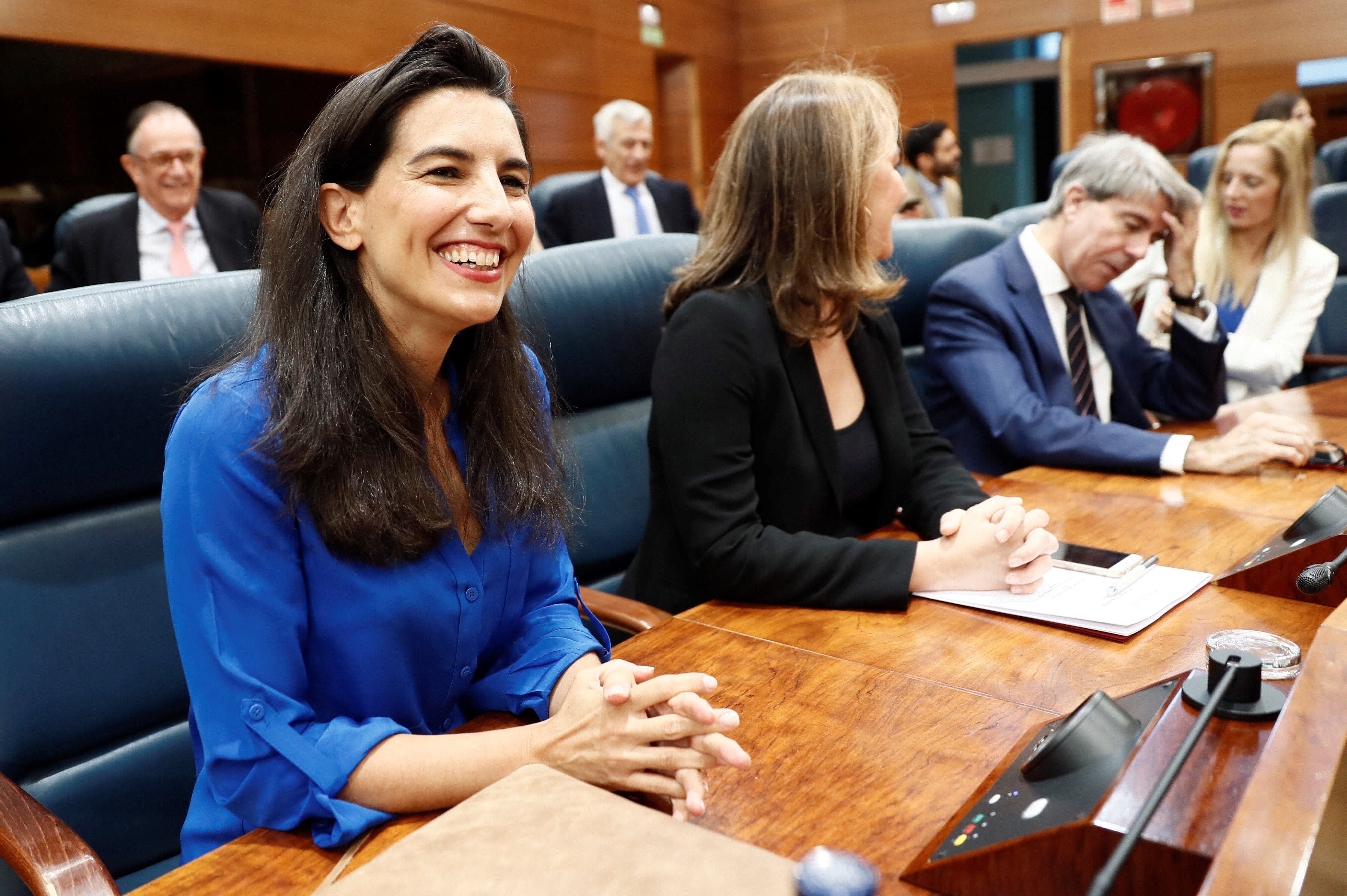 Rocío Monasterio: "Va a haber acuerdo con PP y Cs para investir a Ayuso" Rocío Monasterio: "Va a haber acuerdo con PP y Cs para investir a Ayuso"