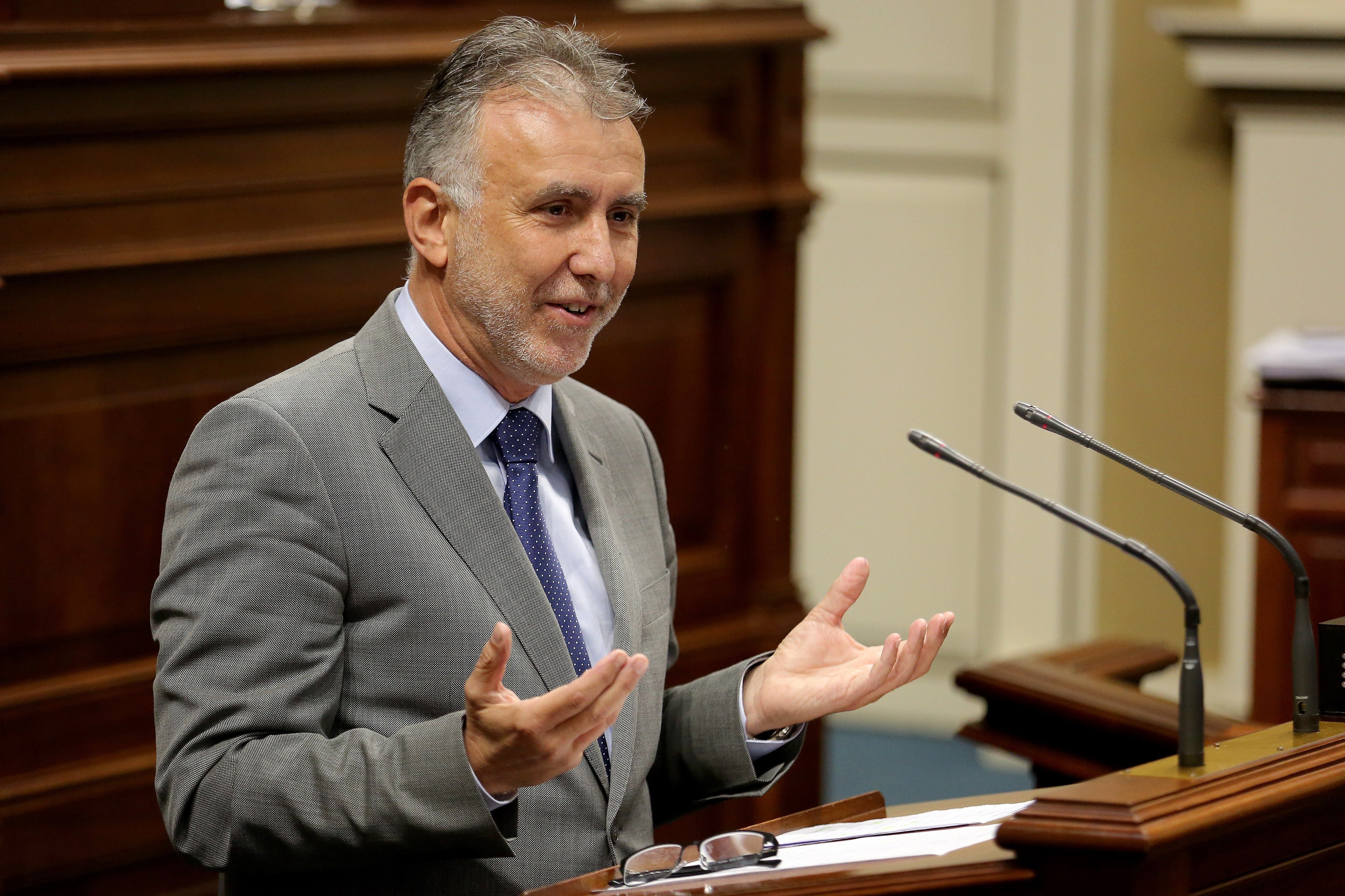 Ángel Víctor Torres: "Hay una investigación abierta por la Guardia Civil, pero la mayoría de incendios son provocados" Ángel Víctor Torres: "Hay una investigación abierta por la Guardia Civil, pero la mayoría de incendios son provocados"