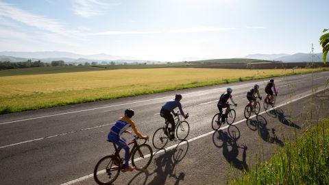 La DGT aumenta la vigilancia por aire y a pie de v&iacute;as frecuentadas por ciclistas