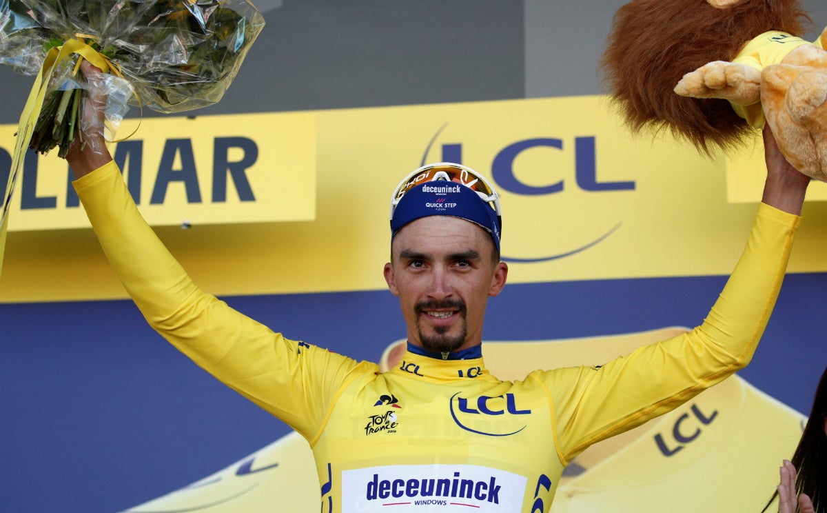 Alaphilippe alza los brazos en Niza y se coloca líder del Tour Alaphilippe alza los brazos en Niza y se coloca líder del Tour