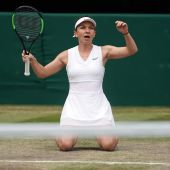Simona Halep celebra el título de Wimbledon