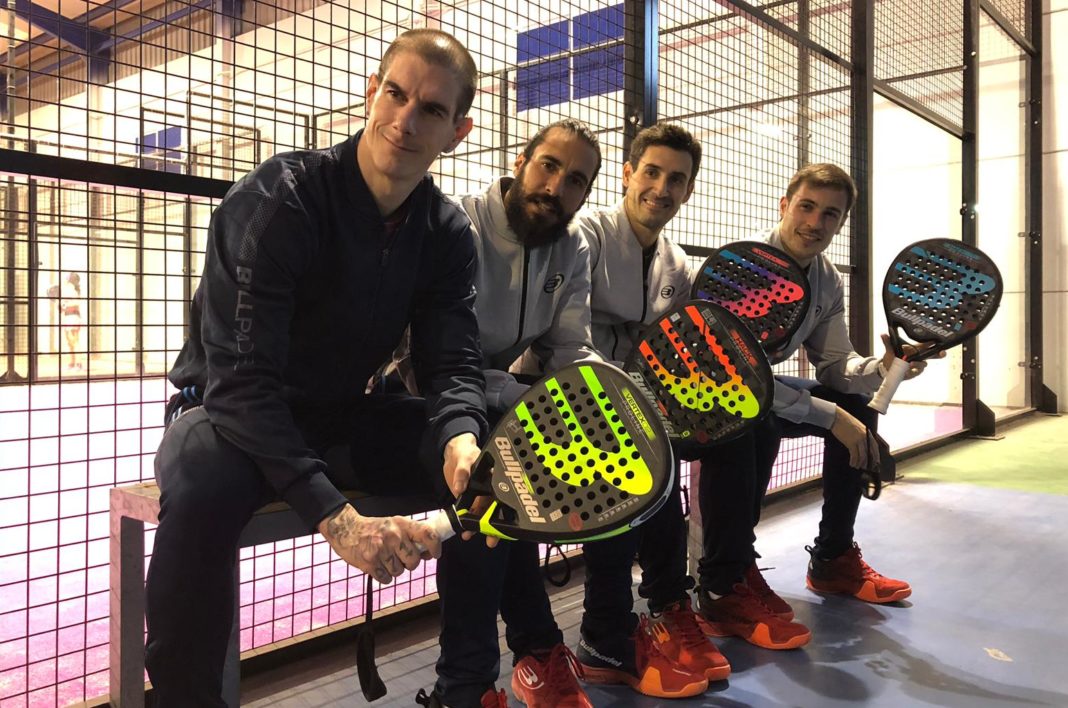 Baten el récord Guinness de horas seguidas jugando al pádel por un fin benéfico Baten el récord Guinness de horas seguidas jugando al pádel por un fin benéfico