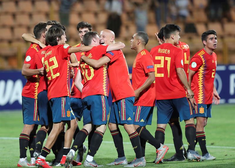 España se clasifica para la final del Europeo Sub-19 tras vencer a Francia en los penaltis España se clasifica para la final del Europeo Sub-19 tras vencer a Francia en los penaltis