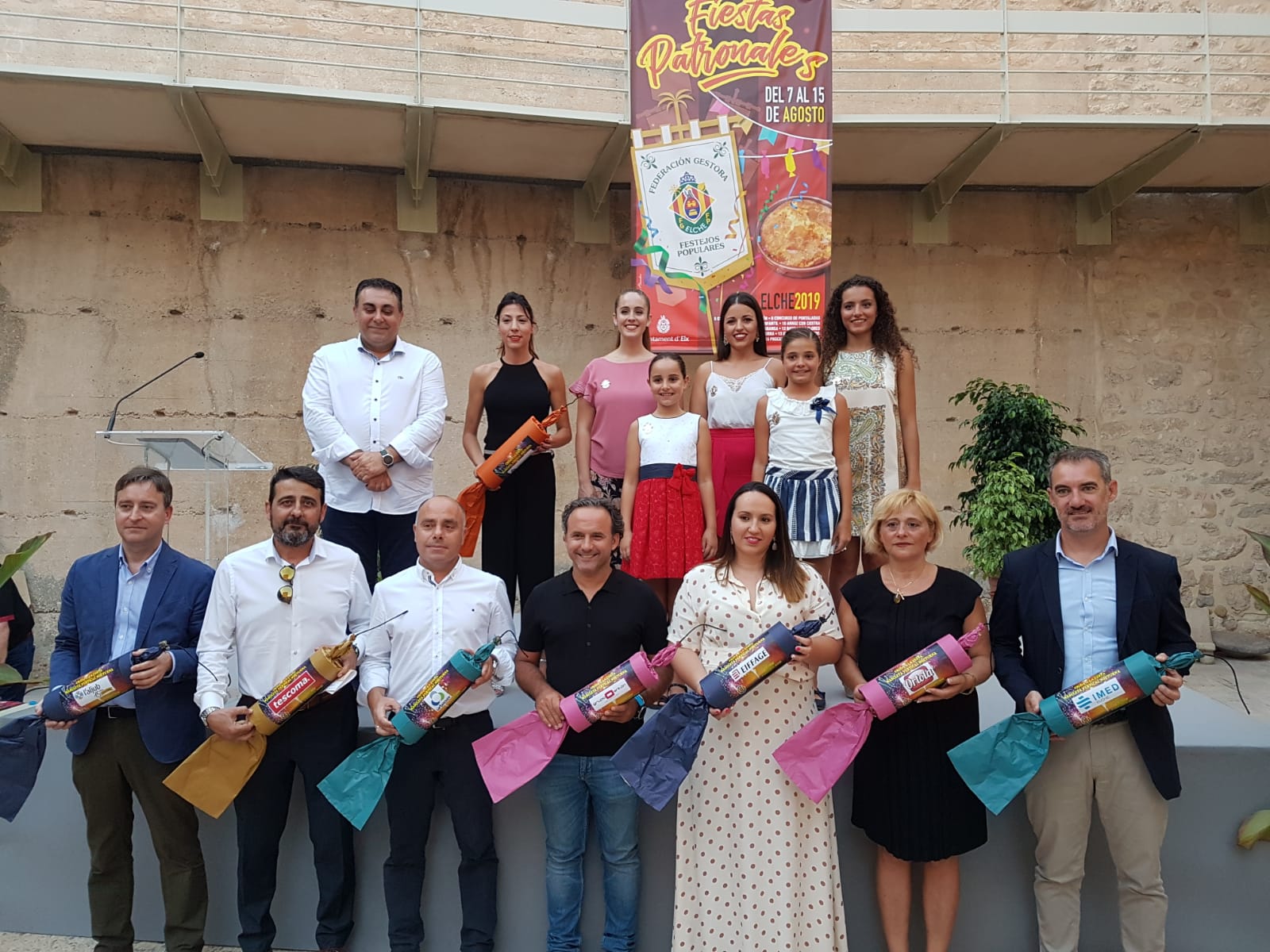 La Gestora presenta su cartel de fiestas diseñado por Jose Luís Almela La Gestora presenta su cartel de fiestas diseñado por Jose Luís Almela