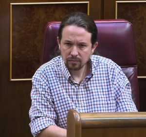 Los gestos del enfrentamiento entre Pedro Sánchez y Pablo Iglesias Los gestos del enfrentamiento entre Pedro Sánchez y Pablo Iglesias