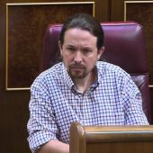 Los gestos del enfrentamiento entre Pedro Sánchez y Pablo Iglesias