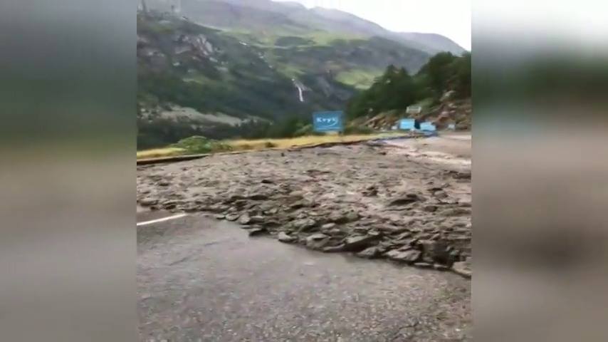 Tour de Francia: ¿Acierta el Tour parando la etapa del viernes y acortando la del sábado? Tour de Francia: ¿Acierta el Tour parando la etapa del viernes y acortando la del sábado?