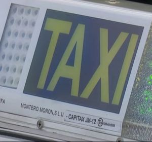 Detenido un taxista de Tenerife por violar a una clienta que llevaba en su coche Detenido un taxista de Tenerife por violar a una clienta que llevaba en su coche
