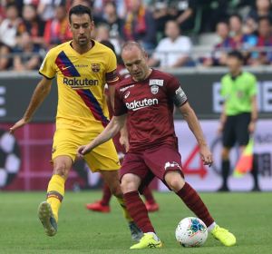 Iniesta se reencuentra con el Barcelona Iniesta se reencuentra con el Barcelona