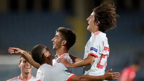 España celebra el gol de Ferrán Torres España celebra el gol de Ferrán Torres