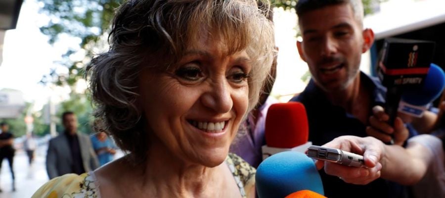 María Luisa Carcedo ante los medios María Luisa Carcedo ante los medios