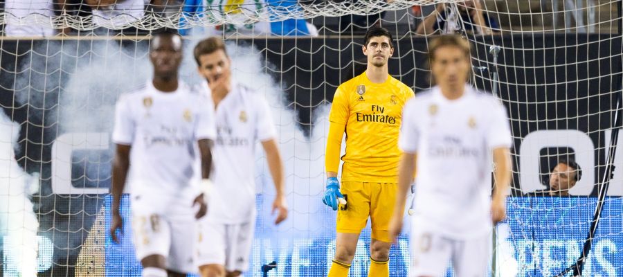 Thibaut Courtois, con gesto serio en un partido del Real Madrid Thibaut Courtois, con gesto serio en un partido del Real Madrid