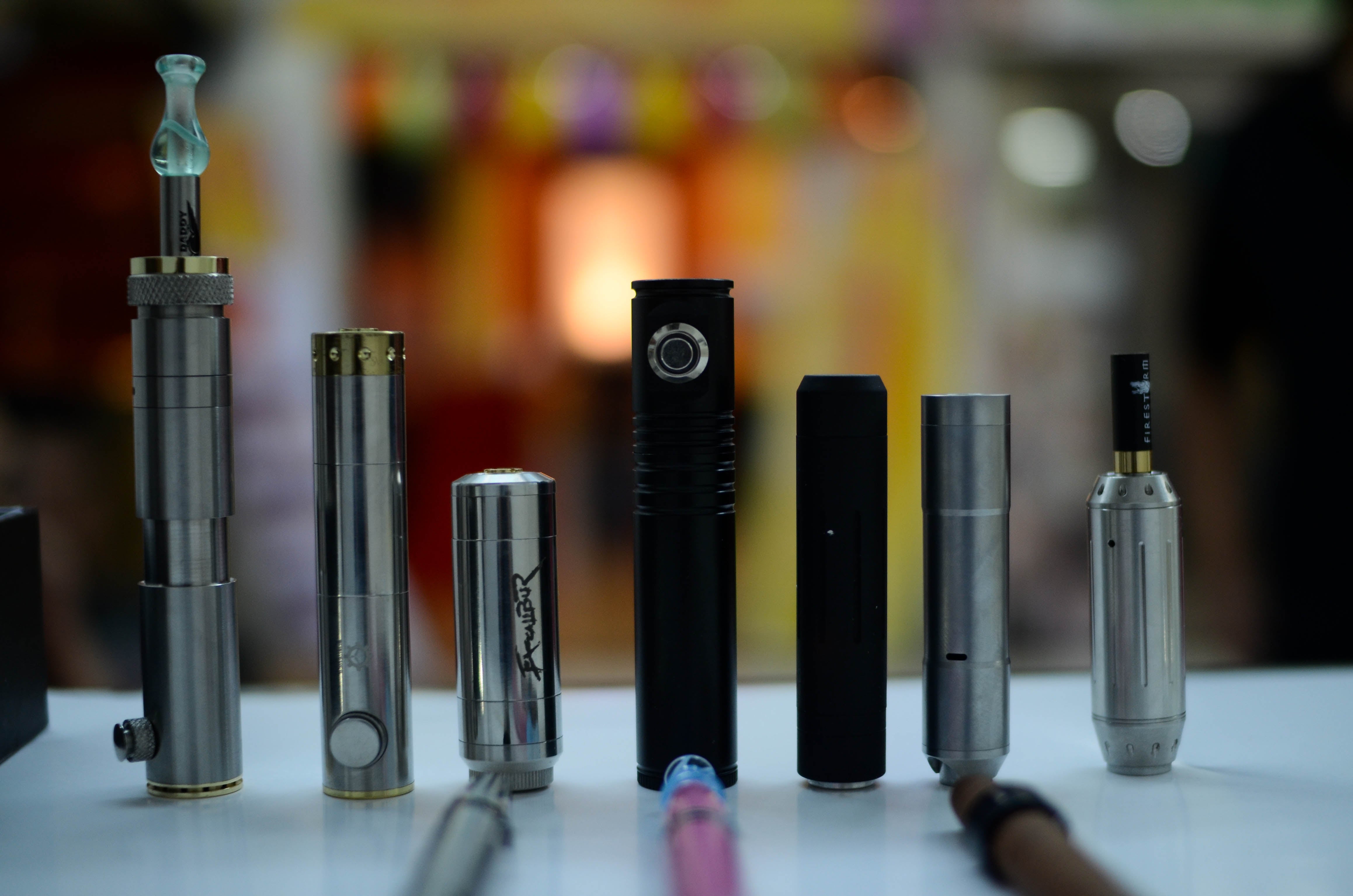 Un adolescente de 17 años, primera víctima mortal por vapear en Nueva York Un adolescente de 17 años, primera víctima mortal por vapear en Nueva York