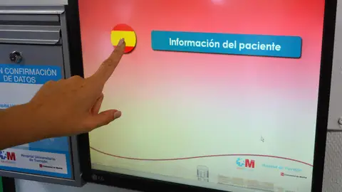 Pantalla táctil Hospital Universitario de Torrejón