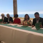 Firma del acta de reversión Baños del Carmen Firma del acta de reversión Baños del Carmen