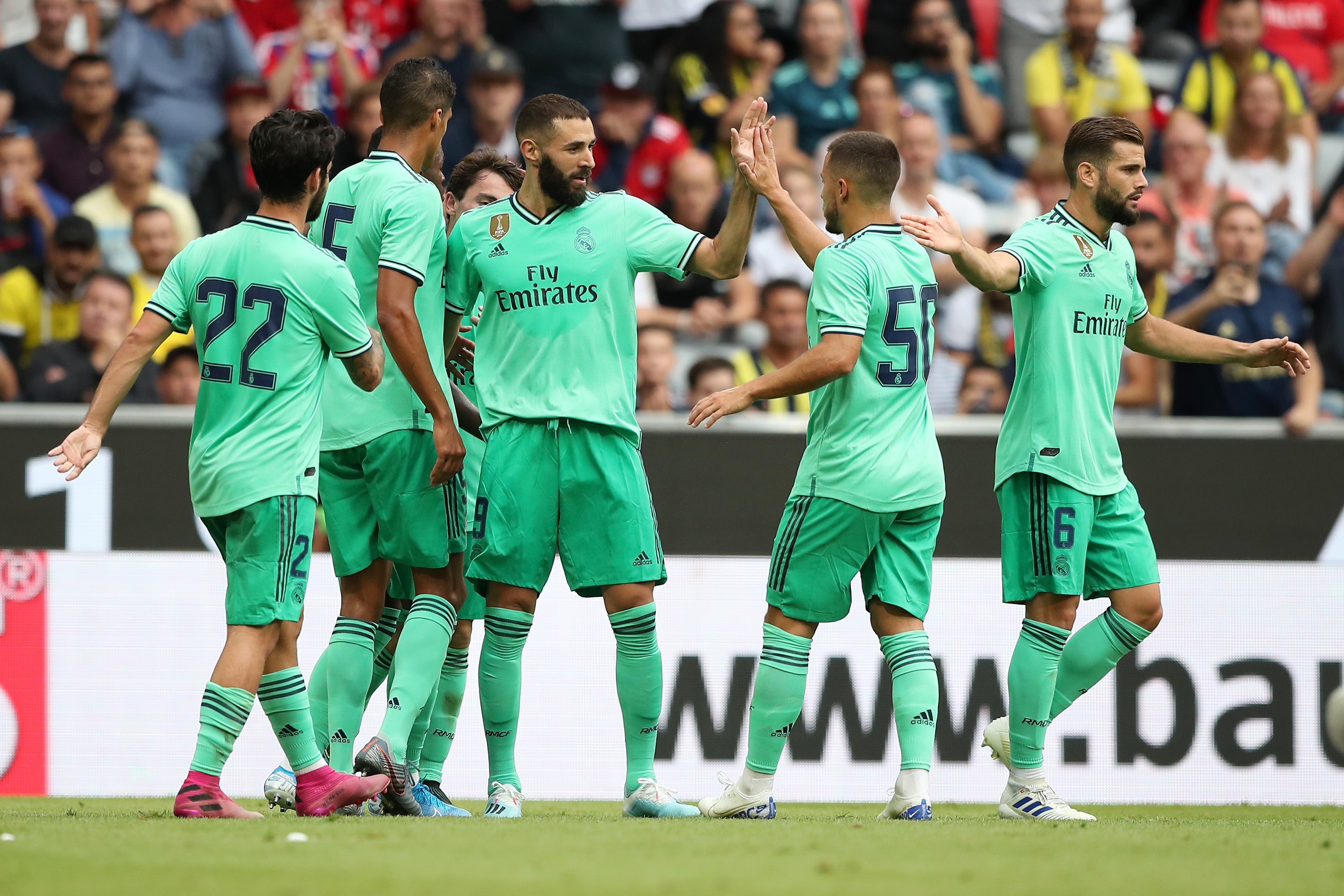 Benzema tumba al Fenerbahçe y lidera la primera victoria del Real Madrid en pretemporada Benzema tumba al Fenerbahçe y lidera la primera victoria del Real Madrid en pretemporada