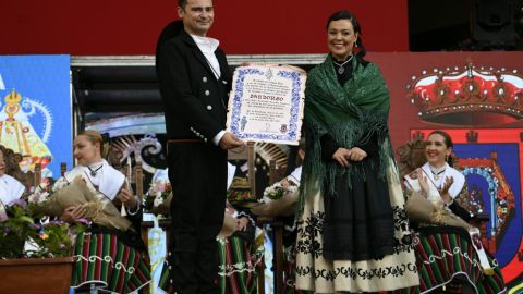 Julio Santiago S&aacute;nchez y Pilar Zamora