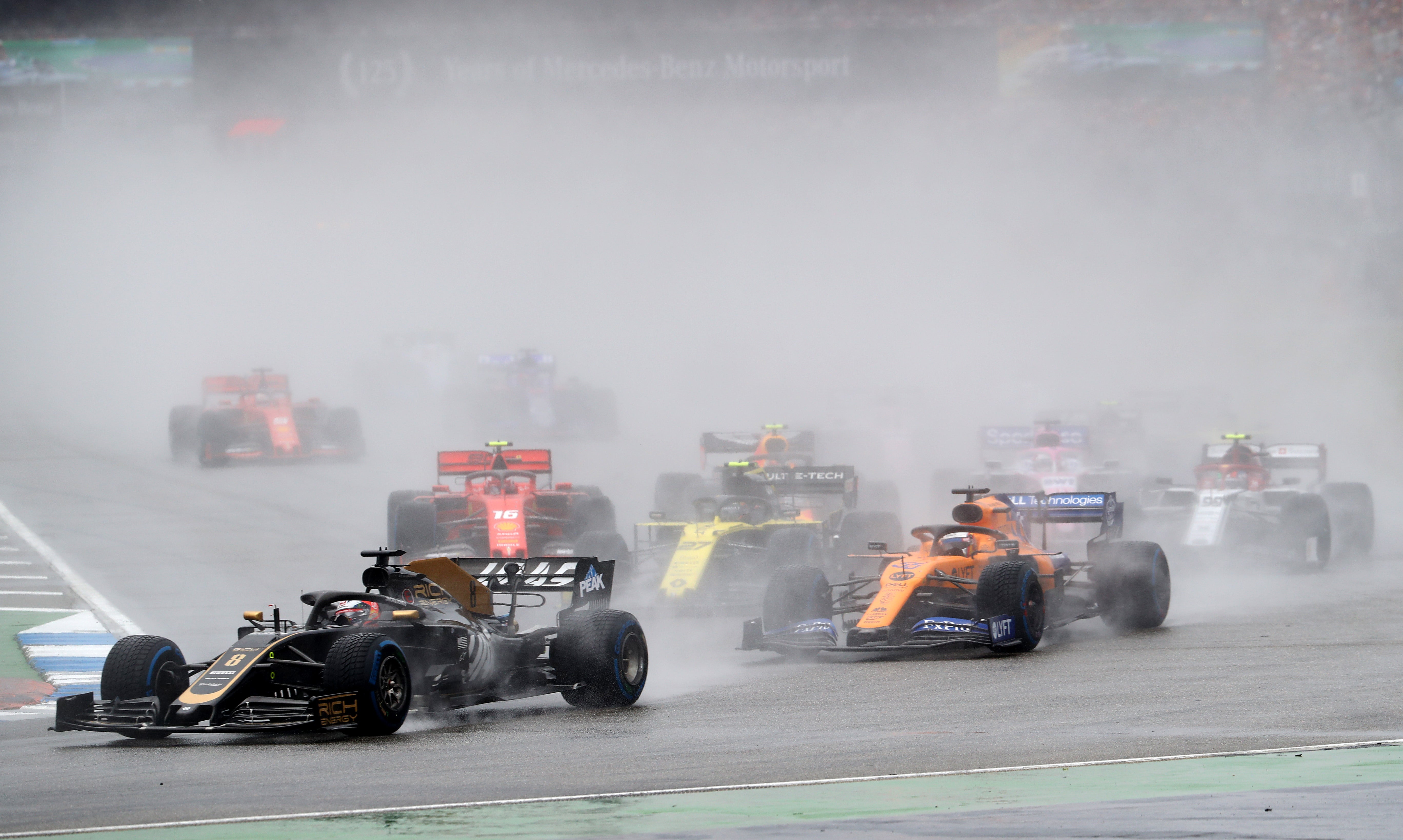 Se suspende el GP de Australia, se aplazarán más carreras y en agosto habrá carrera todas las semanas Se suspende el GP de Australia, se aplazarán más carreras y en agosto habrá carrera todas las semanas