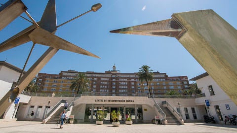 Vista del Hospital Virgen del Roc&iacute;o de Sevilla