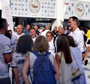 Los Reyes y sus hijas visitan el Club Náutico de Palma Los Reyes y sus hijas visitan el Club Náutico de Palma