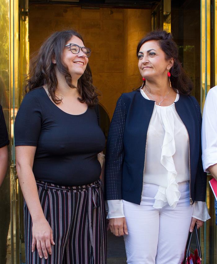PSOE, IU y Podemos llegan a un acuerdo para gobernar en La Rioja PSOE, IU y Podemos llegan a un acuerdo para gobernar en La Rioja