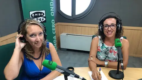 La regidora de Seguridad Ciudadana de Palma, Juana María Adrover, concede una entrevista a Onda Cero. Palma