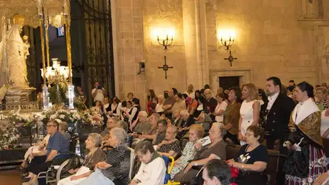 La Caravana Blanca congrega a cientos de personas de la Catedral de Ciudad Real La Caravana Blanca congrega a cientos de personas de la Catedral de Ciudad Real