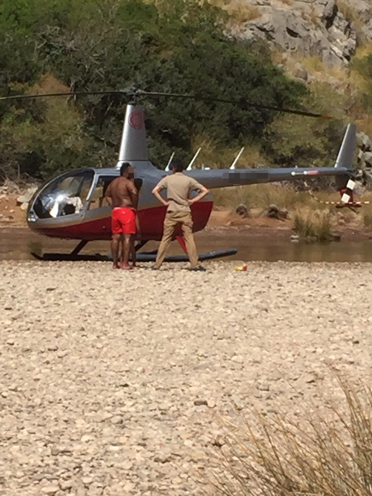 Medio Ambiente denuncia a un piloto por aterrizar en helicóptero en el Torrent de Pareis Medio Ambiente denuncia a un piloto por aterrizar en helicóptero en el Torrent de Pareis