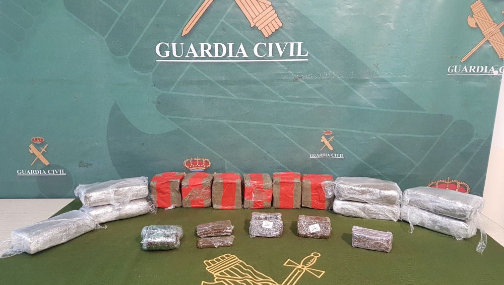 La Guardia Civil incautó más de 14 kilos de hachís