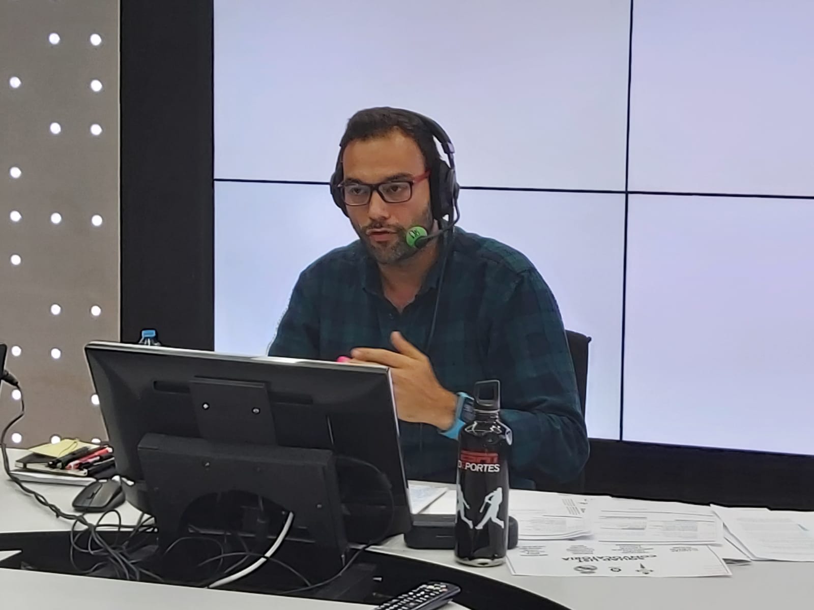 Antonio Esteva comienza su nueva etapa en Radioestadio: "En la vida no hay nada escrito..." Antonio Esteva comienza su nueva etapa en Radioestadio: "En la vida no hay nada escrito..."