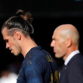 Bale, junto a Zidane