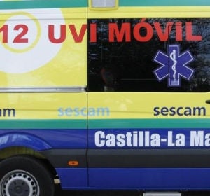 Una UVI móvil se desplazó hasta el lugar del accidente Una UVI móvil se desplazó hasta el lugar del accidente