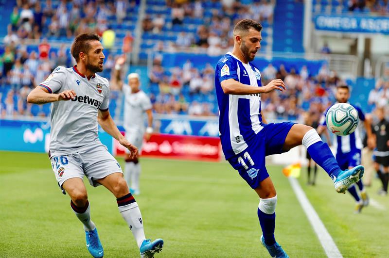 Alavés 1 - 0 Levante. Escucha el gol Alavés 1 - 0 Levante. Escucha el gol