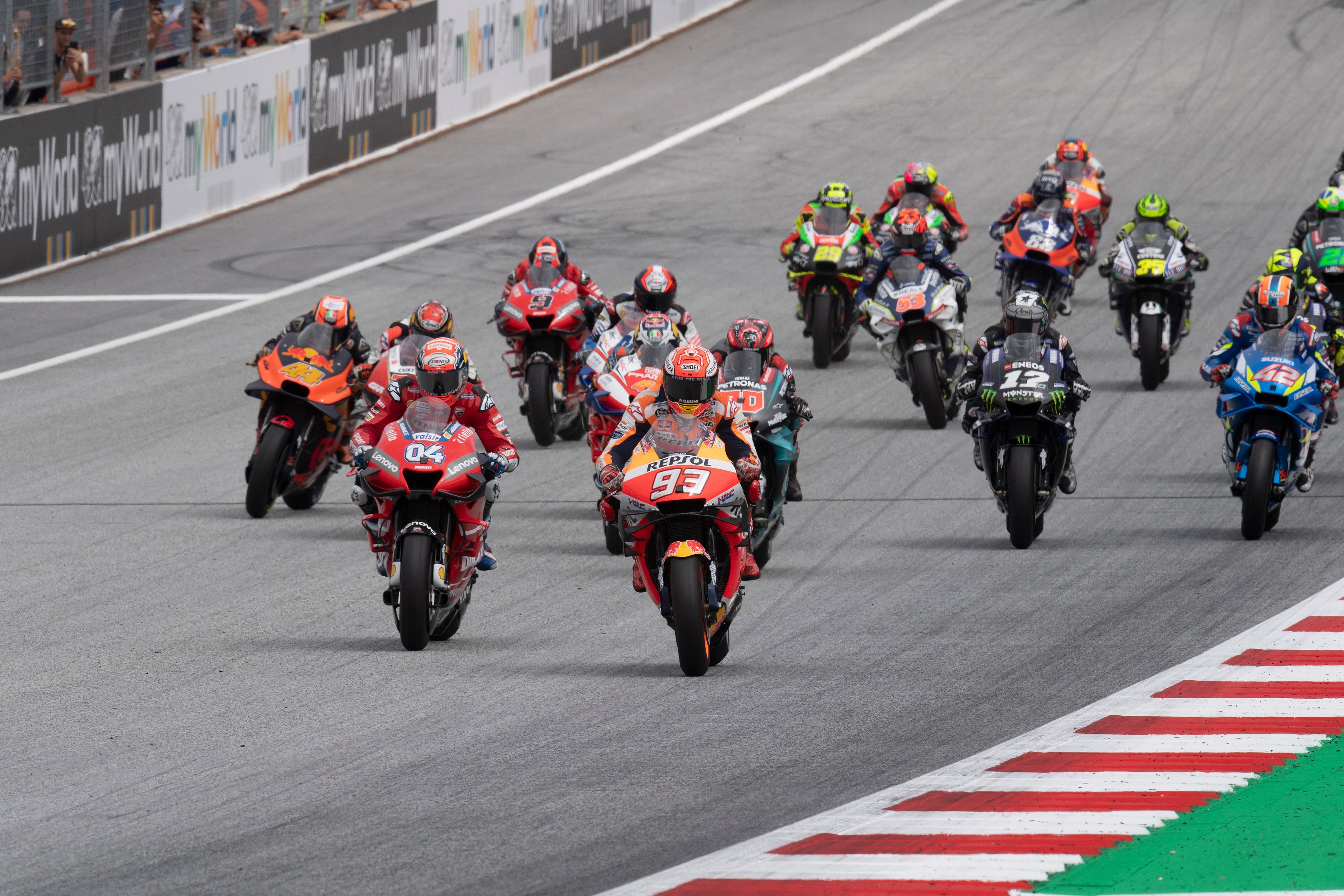 El director de comunicación de Dorna, sobre la vuelta del público a los circuitos: "Hay que ser pacientes" episode artwork