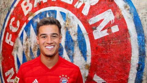 Coutinho posa con la camiseta del Bayern