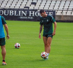 Víctor García durante un entrenamiento. Víctor García durante un entrenamiento.