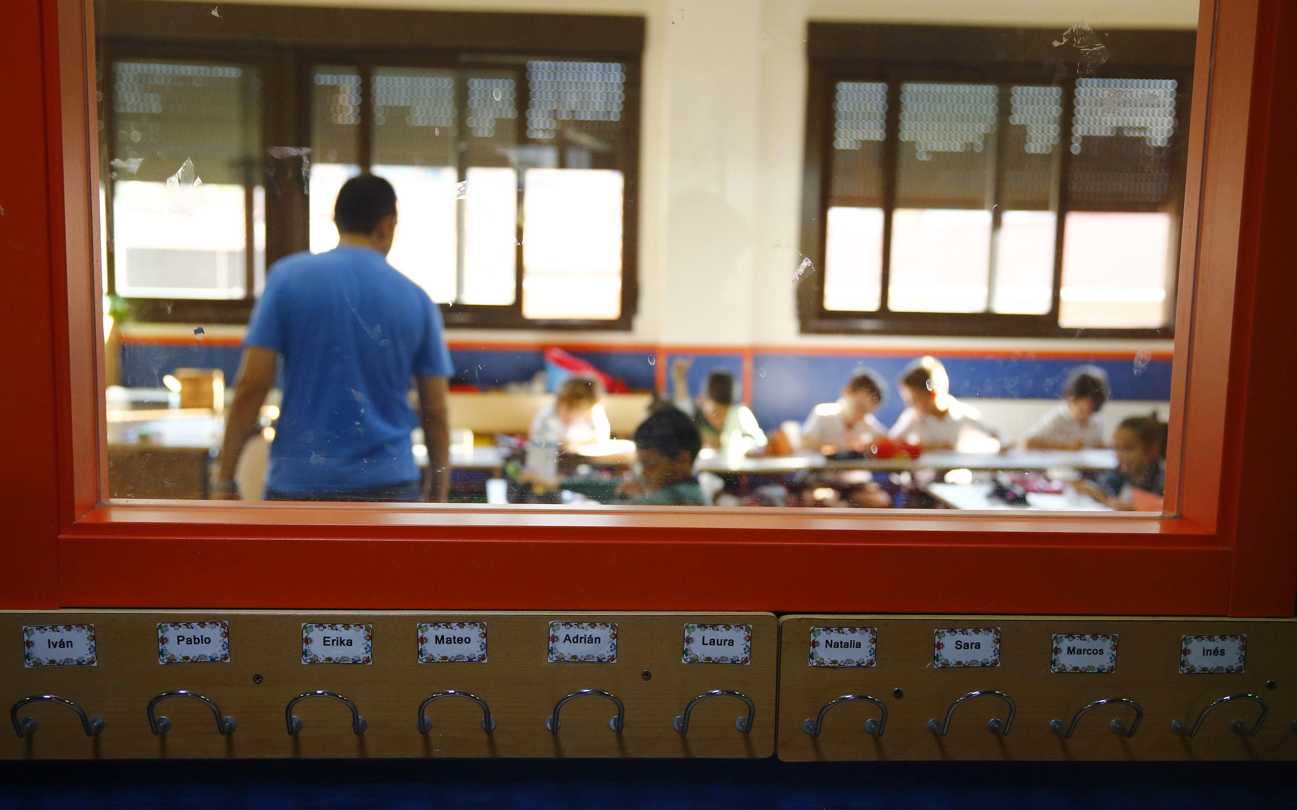 3400 interinos se incorporan entre ayer y hoy a las aulas extremeñas 3400 interinos se incorporan entre ayer y hoy a las aulas extremeñas