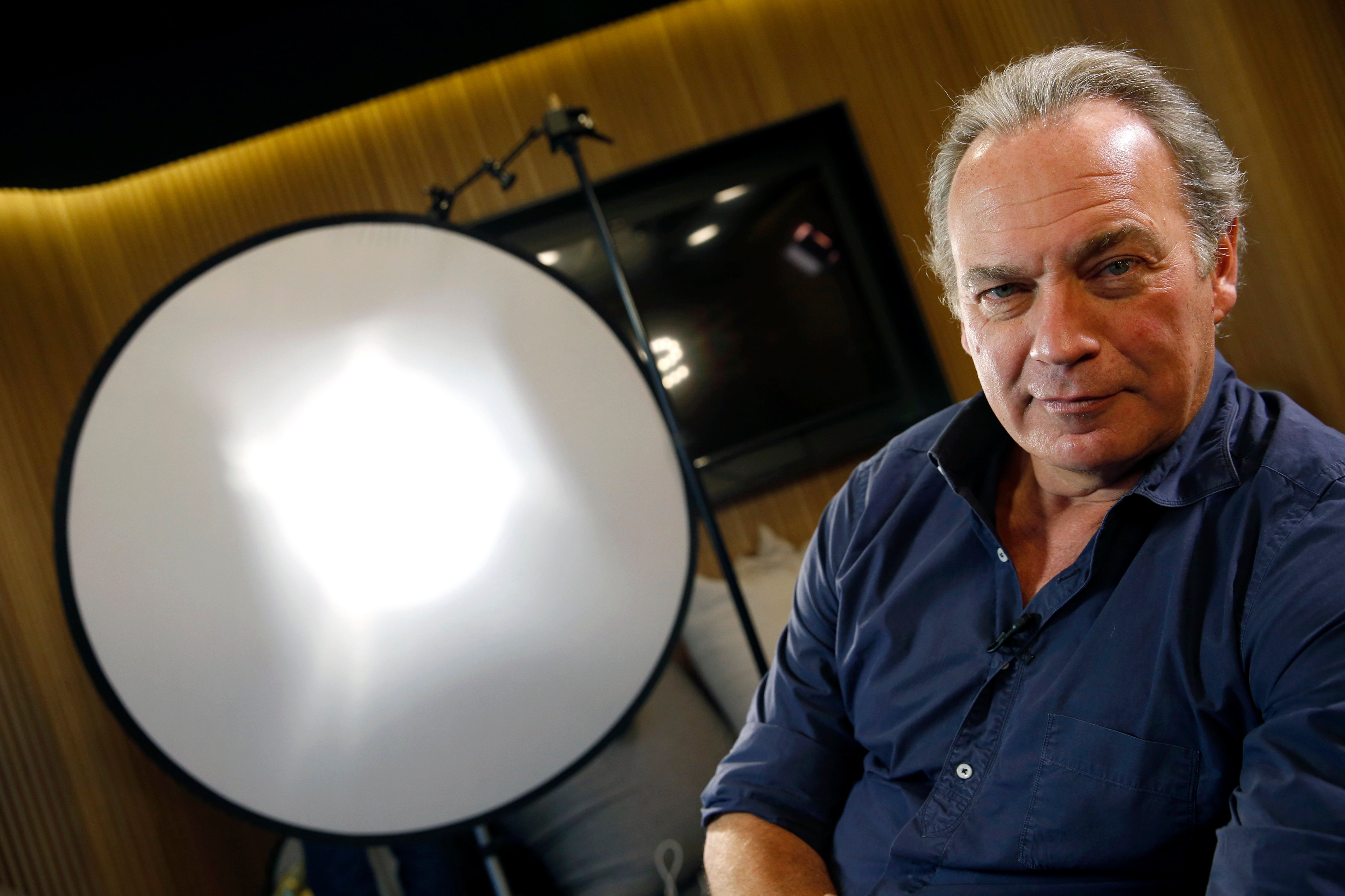 Bertín Osborne, sobre el cartel de Joan Laporta frente al Bernabéu: "Florentino se lo habrá tomado bien, tiene buen humor" Bertín Osborne, sobre el cartel de Joan Laporta frente al Bernabéu: "Florentino se lo habrá tomado bien, tiene buen humor"