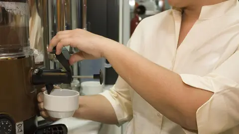 Trabajador en hostelería. Trabajador en Hostelería